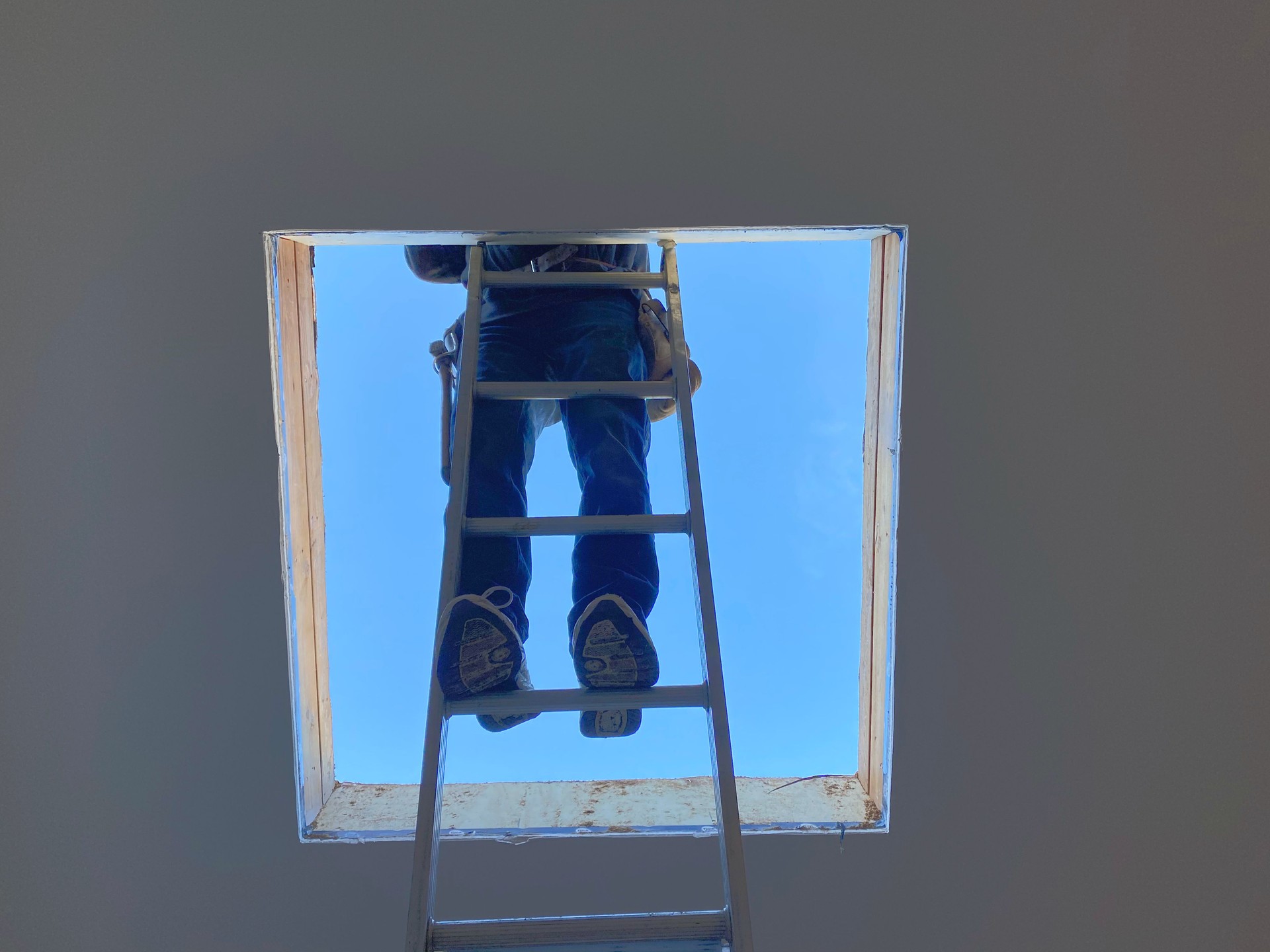 Installing a skylight